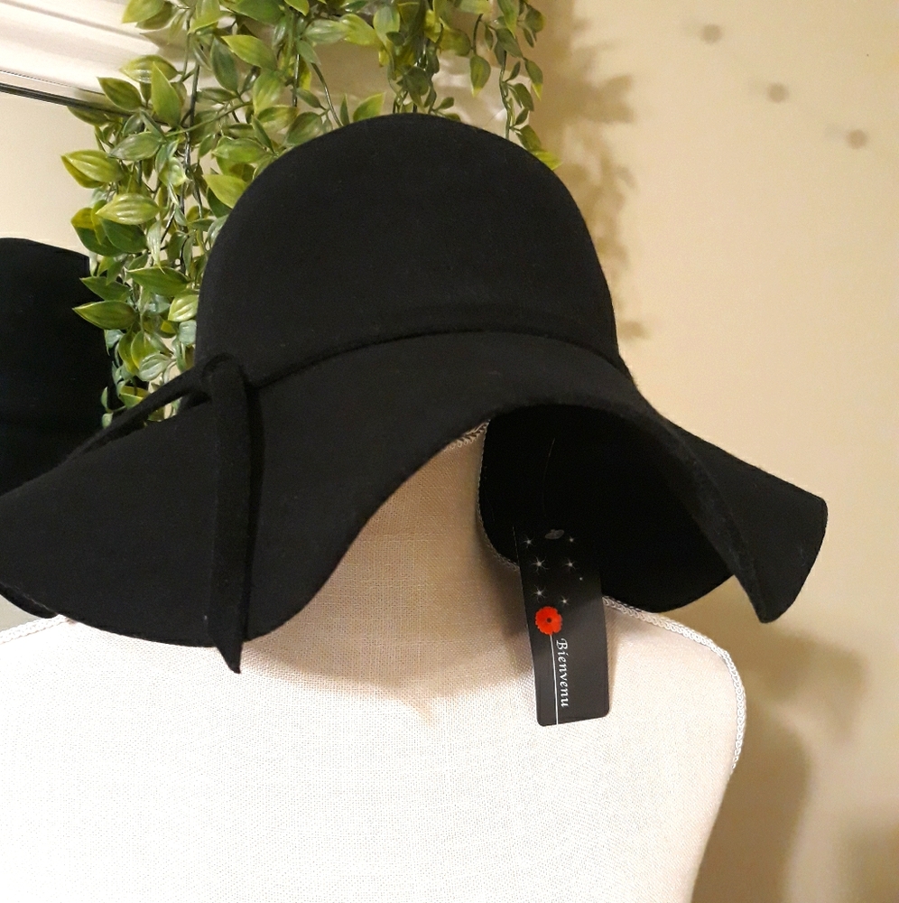 Floppy Hat